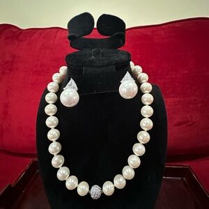 16 inch Elegant Faux Pearl with White Stones Necklace and Earring Set